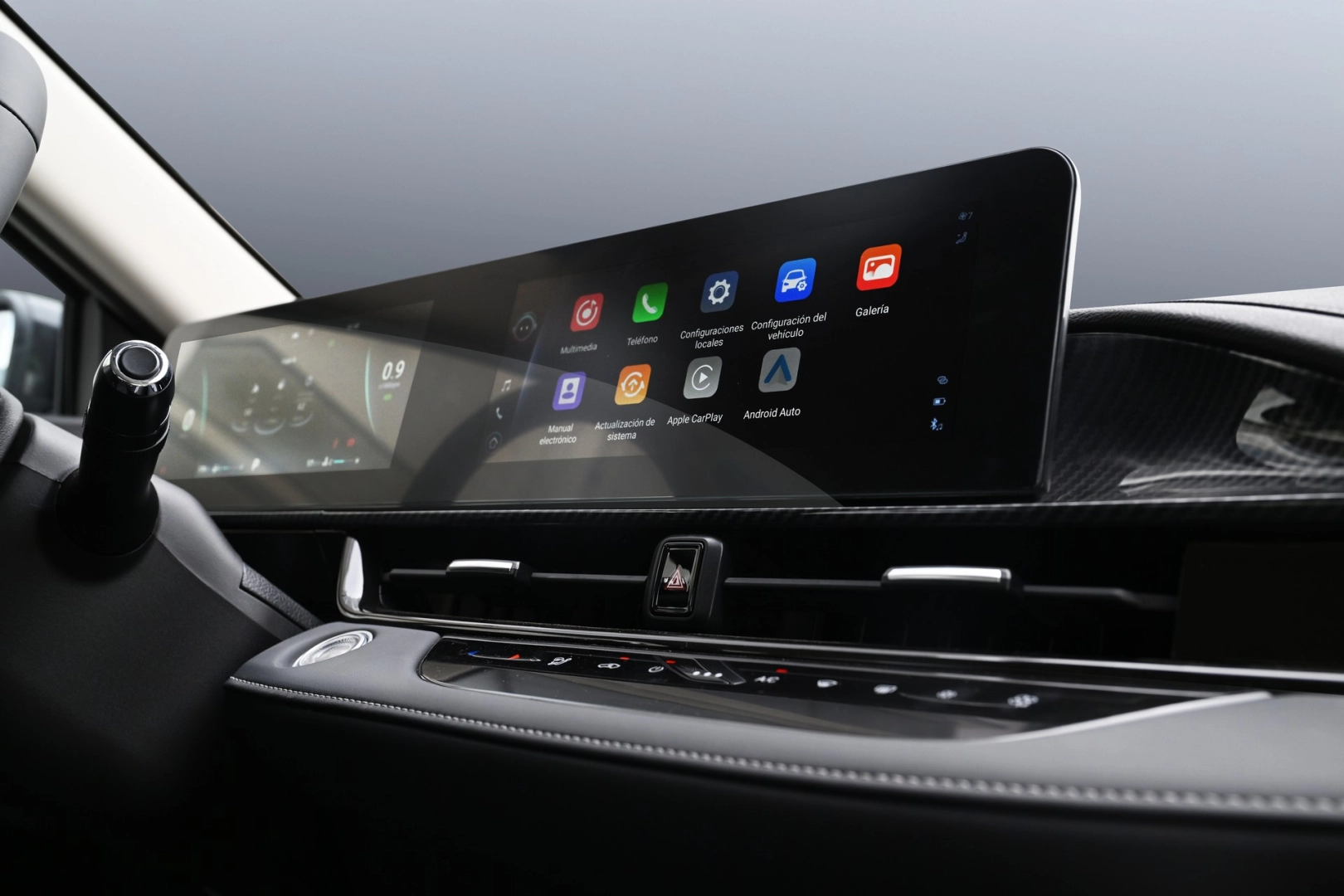 СЫМСЫЗ APPLE CARPLAY ЖӘНЕ ANDROID AUTO